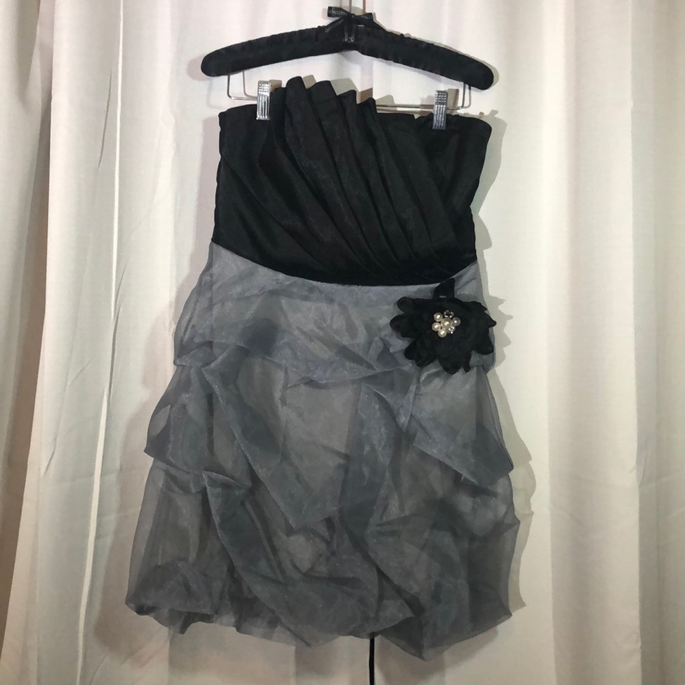 Party Dress Strapless Size 9